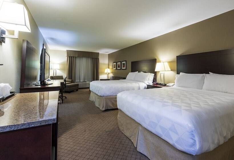 ２ダブルベッドのスタンダードルーム, Holiday Inn Hotel And Suites Kamloops, An Ihg