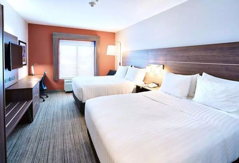 Sviitti, Holiday Inn Express Hotel & Suites Dieppe Airport, An Ihg