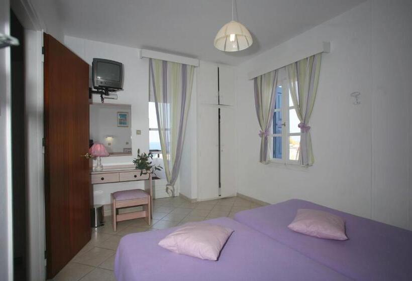 جناح مطلّ علي البحر, Lemos