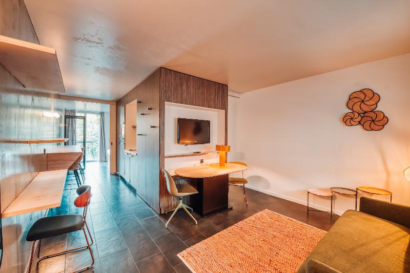 Апартаменты 1 Спальня, Cowool Cergy