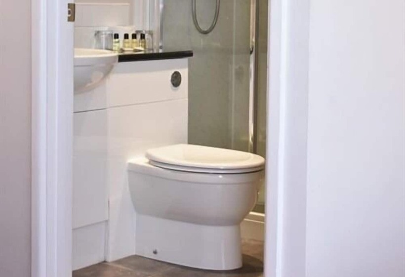 Номер Стандарт, The Crown Inn