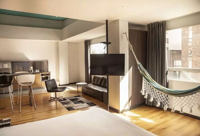 スイート, Viaggio 617