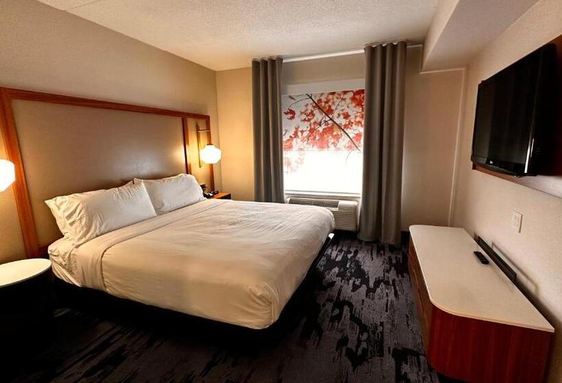 غرفة قياسية سرير كينج, Newmarket Hotel And Suites