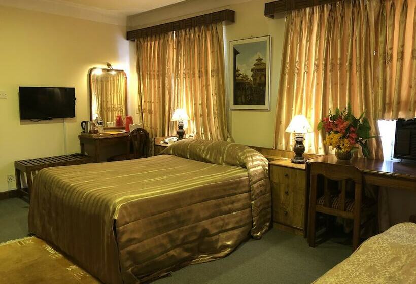 Quarto Estandar Individual, Nirvana Garden Hotel