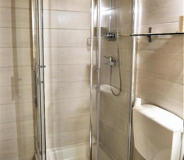 Comfort room with garden view, Pension Kitty