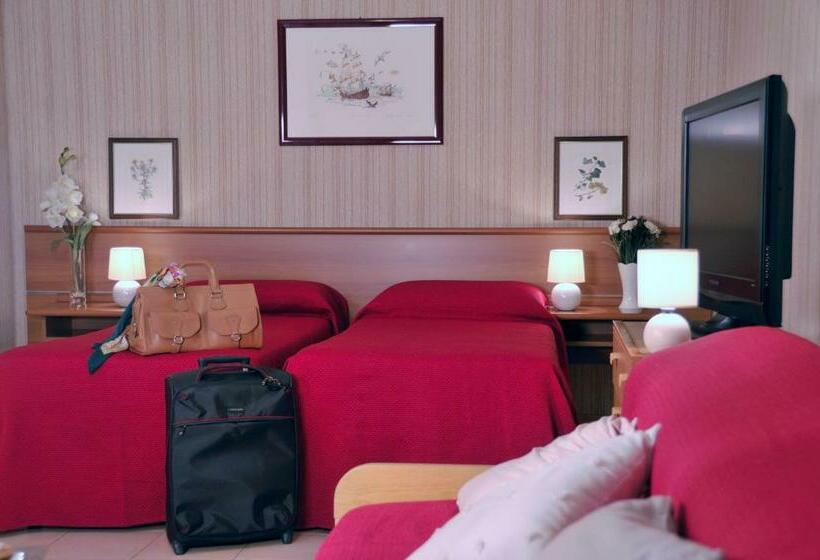 스탠다드 트리플 룸, Residence Ulivi E Palme