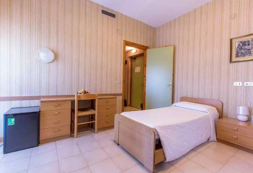 اتاق استاندارد یک نفره, Residence Ulivi E Palme