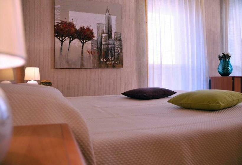 스탠다드 스튜디오, Residence Ulivi E Palme