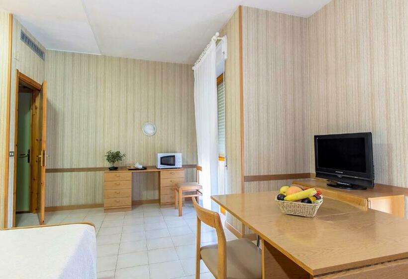 스탠다드 스튜디오, Residence Ulivi E Palme