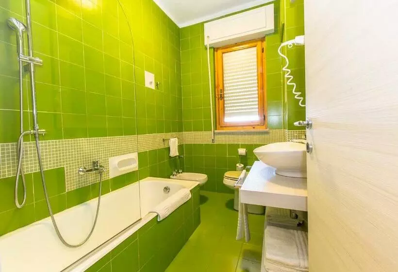 اتاق سوپریور چهار تخته, Residence Ulivi E Palme