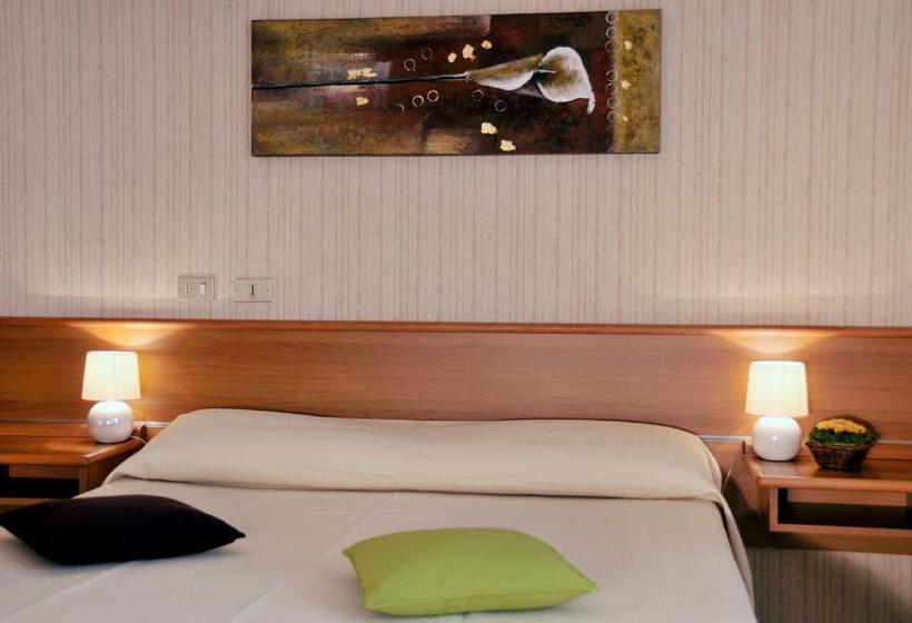 스탠다드 스튜디오, Residence Ulivi E Palme