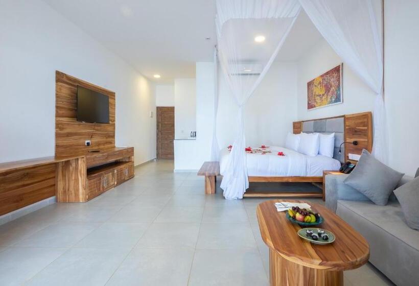 家庭间, Royal Mandarin Hotel & Resort