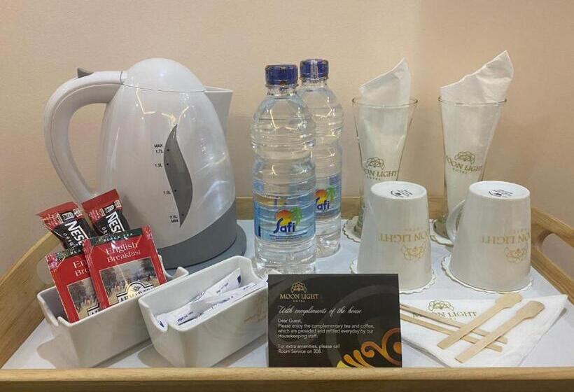 سوییت اجرایی, Moon Light Hotel Cairo Dar El Eshara