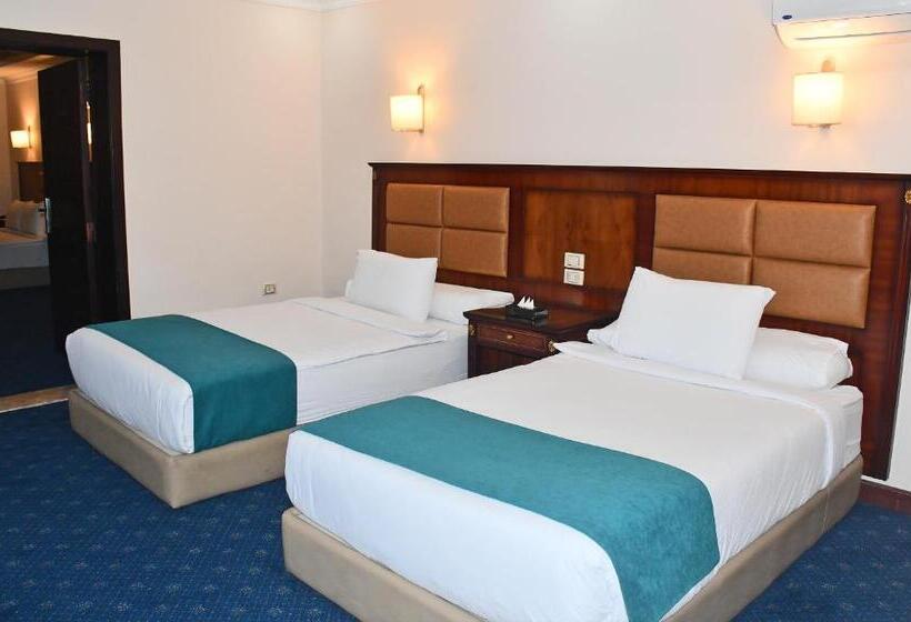 سوییت اجرایی, Moon Light Hotel Cairo Dar El Eshara