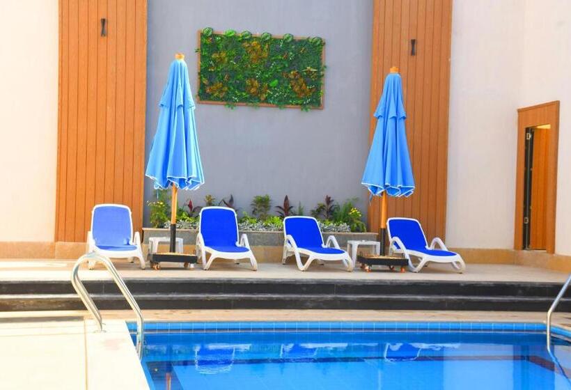 اتاق استاندارد با چشمانداز استخر, Moon Light Hotel Cairo Dar El Eshara