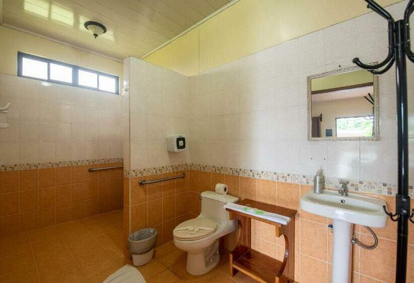 חדר לארבעה סטנדרטי עם נוף לגינה, & Hot Springs Sueño Dorado