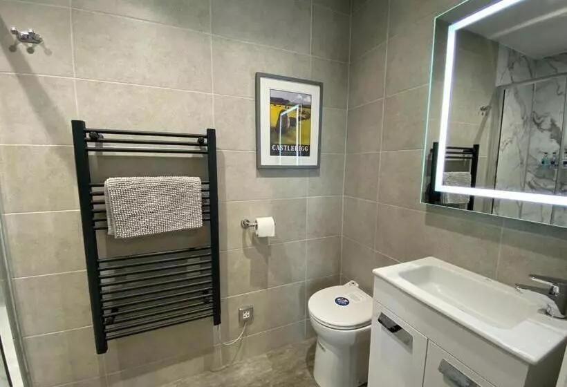 Superior room with lake view, Lakeside Country Guest House