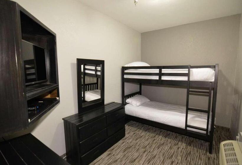 חדר סטנדרט עם מיטת קינג, Best Western Plus Liberal Hotel & Suites