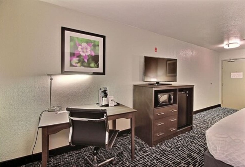 غرفه قياسيه سريرين مزدوجين, Best Western Greeley