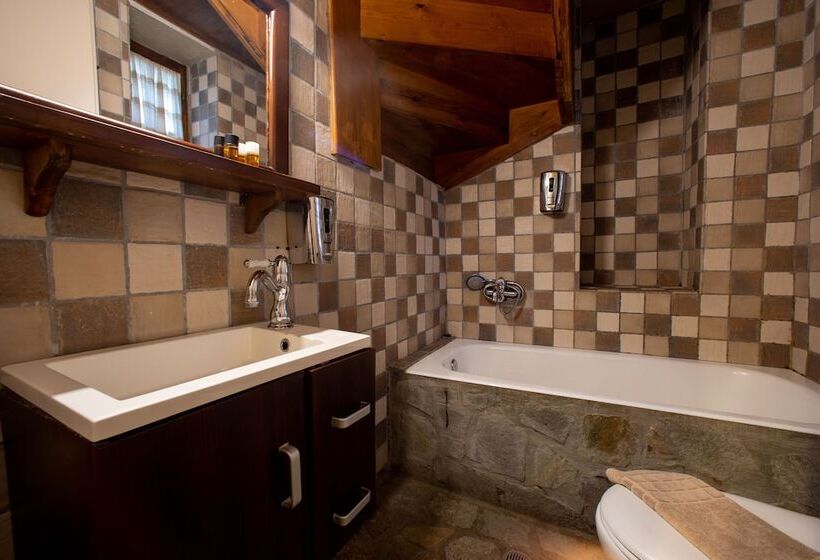 Номер Superior, Gefyri