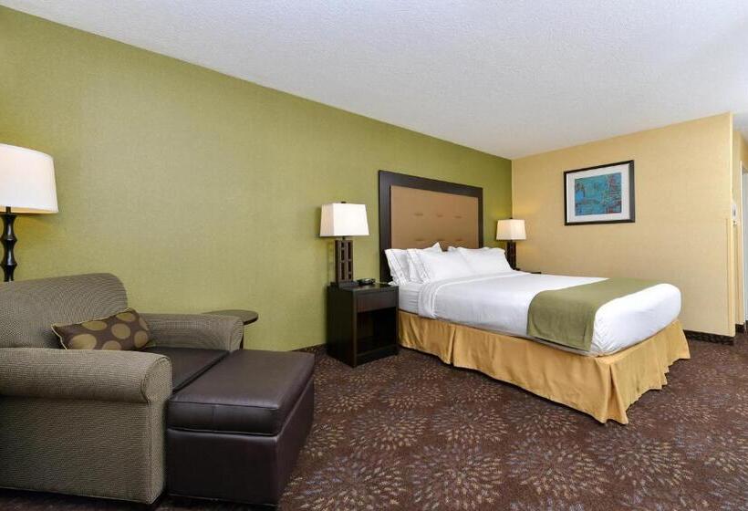 适合残疾人士使用的带超级大床的标准间, Holiday Inn Express Hotel & Suites Charlotte, An Ihg