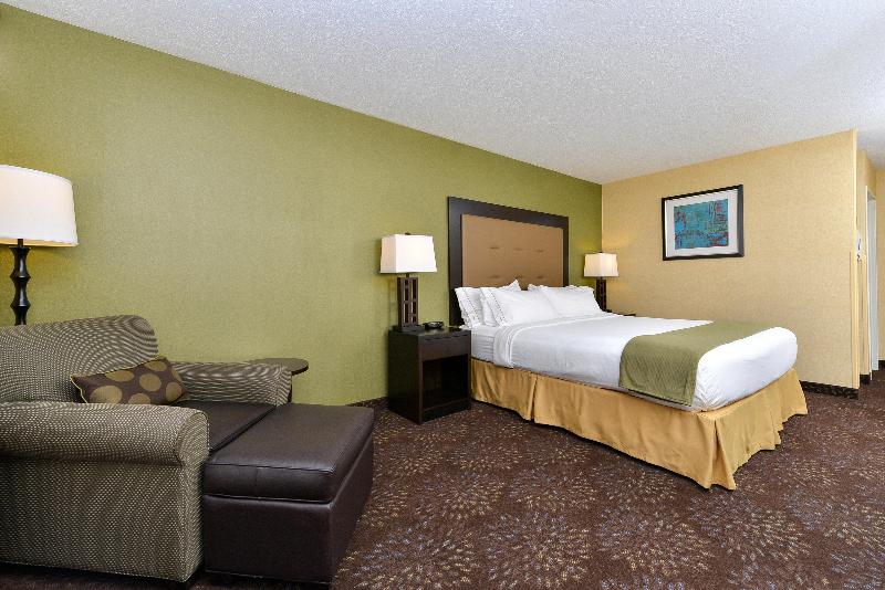 غرفة قياسية سرير كينج, Holiday Inn Express Hotel & Suites Charlotte, An Ihg