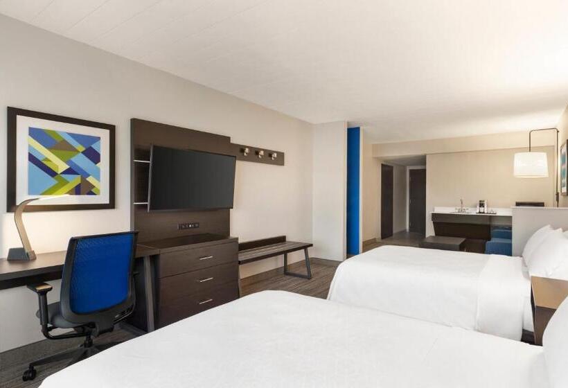 身障者適用スイートルーム, Holiday Inn Express Hotel & Suites Fort Myers East   The Forum, An Ihg