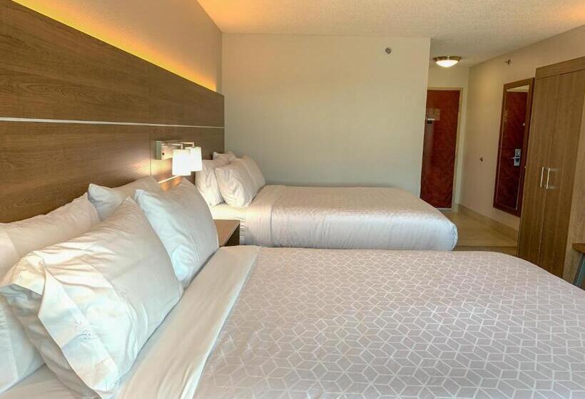 חדר סטנדרט, Holiday Inn Express & Suites Lexington Downtown Area Keeneland, An Ihg