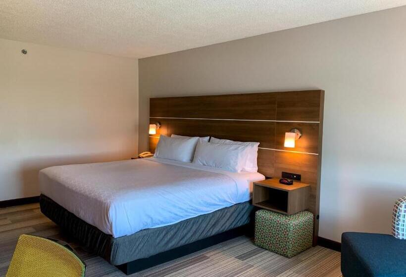 חדר סטנדרט עם מיטת קינג, Holiday Inn Express & Suites Lexington Downtown Area Keeneland, An Ihg