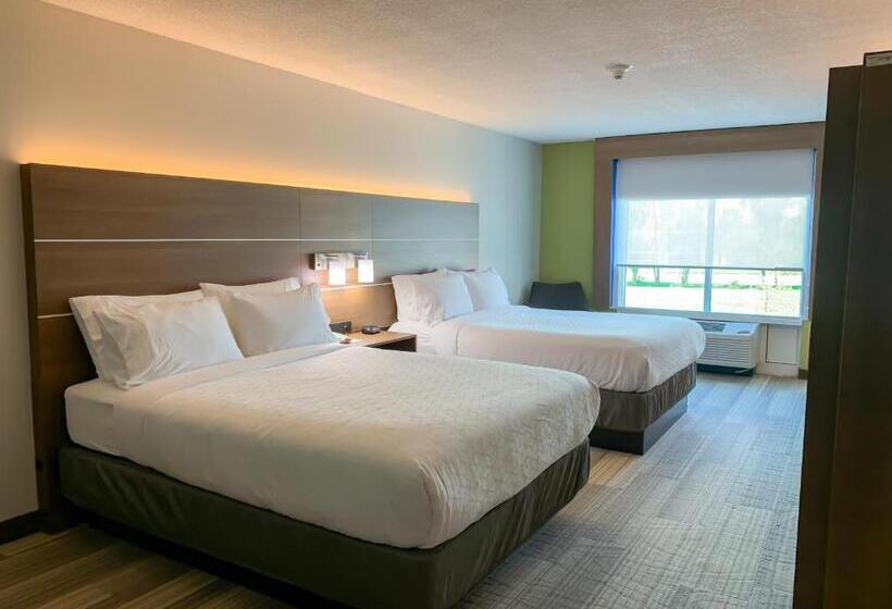 חדר סטנדרט, Holiday Inn Express & Suites Lexington Downtown Area Keeneland, An Ihg