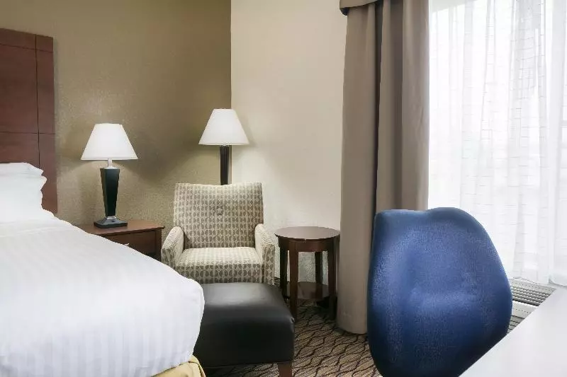 スタンダードルーム, Holiday Inn Express & Suites Clinton, An Ihg