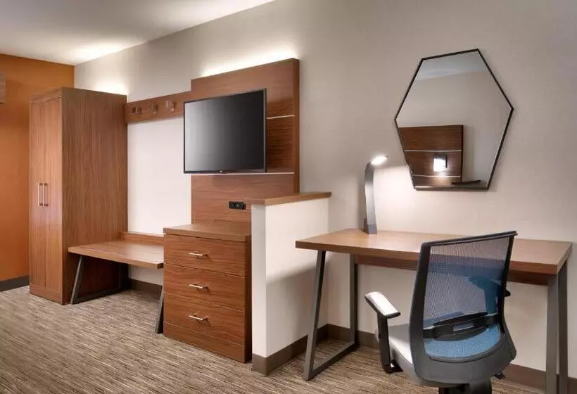 キングサイズベッドのスタンダードルーム, Holiday Inn Express Billings East, An Ihg
