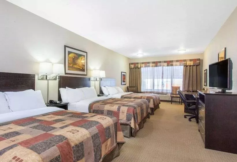Standard-huone, Ramada By Wyndham Pincher Creek