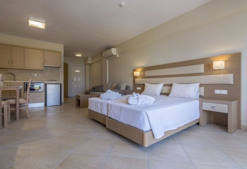 استوديو  سوبيريور مطل على الحديقة, Sea View Resorts & Spa