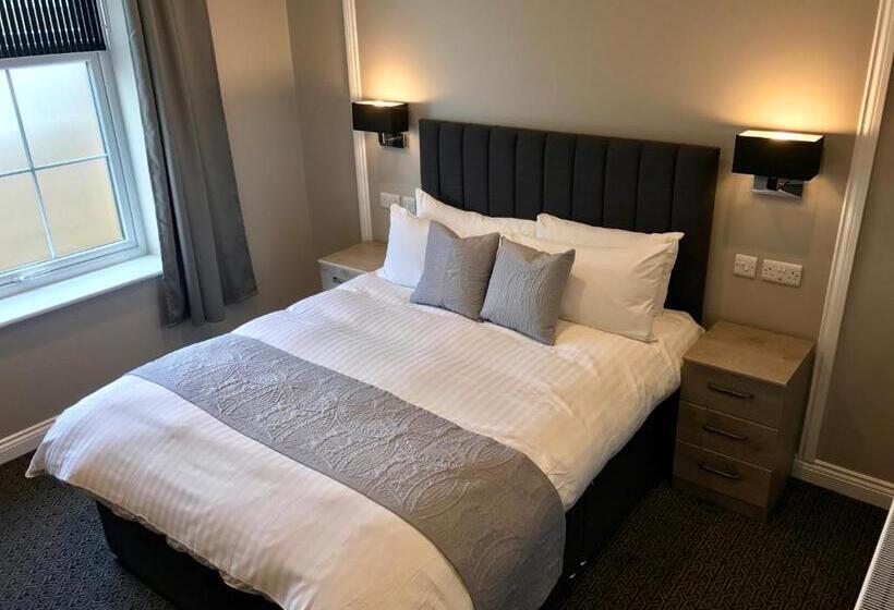 デラックスルーム, The Raven