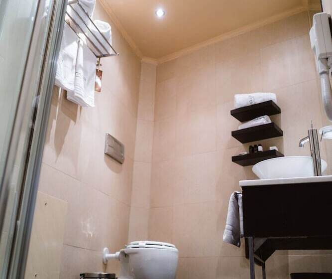 סוויטת ג'וניור, Trikolonion Country Stemnitsa