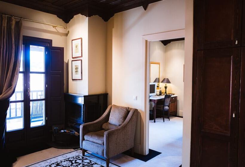 סוויטה עם נוף, Trikolonion Country Stemnitsa