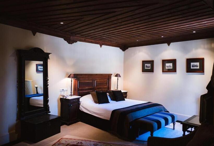 סוויטת ג'וניור, Trikolonion Country Stemnitsa