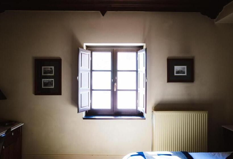 סוויטה עם נוף, Trikolonion Country Stemnitsa