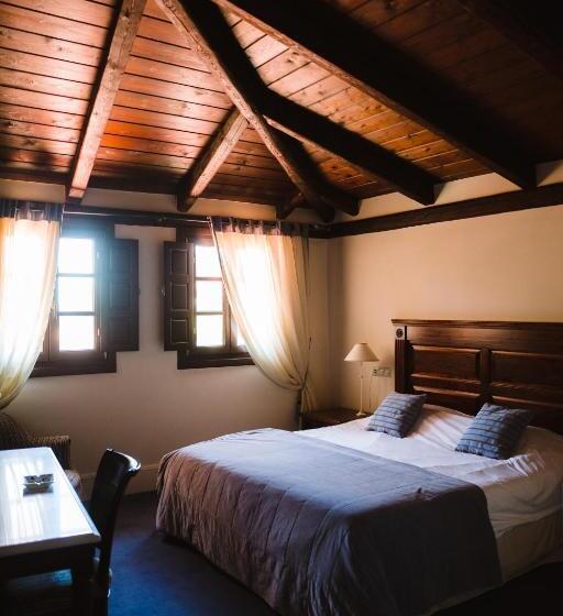 חדר סטנדרט, Trikolonion Country Stemnitsa