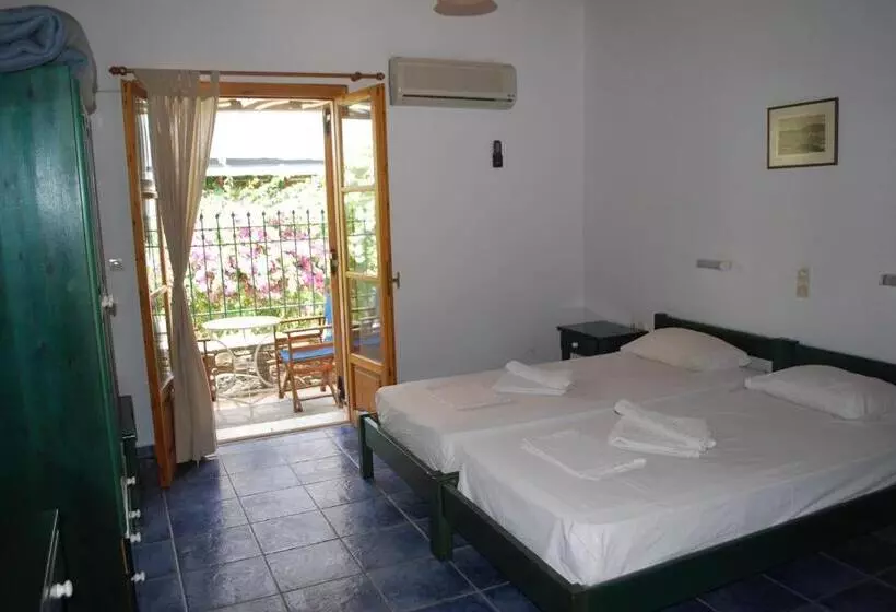 اتاق استاندارد, Siroco S Rooms And Studios