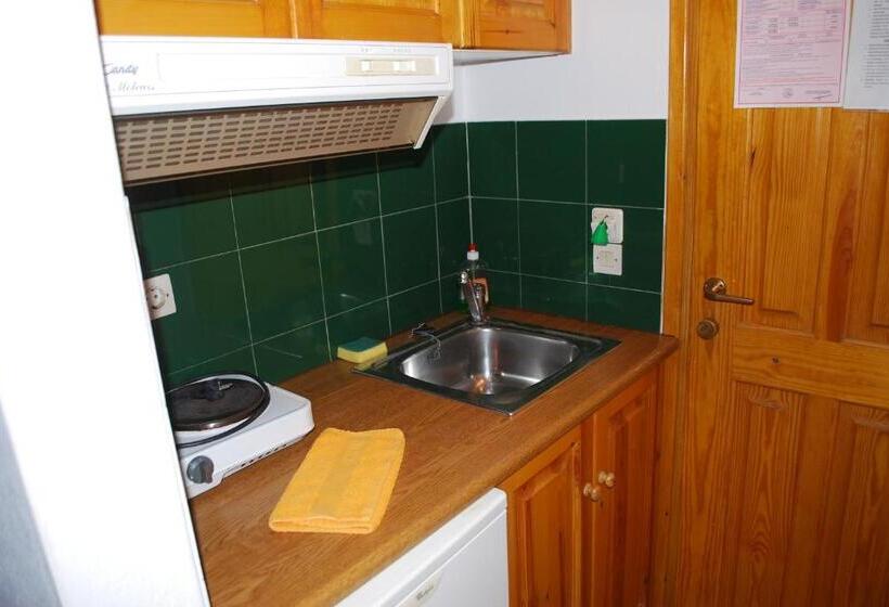 Студия Стандарт, Siroco S Rooms And Studios