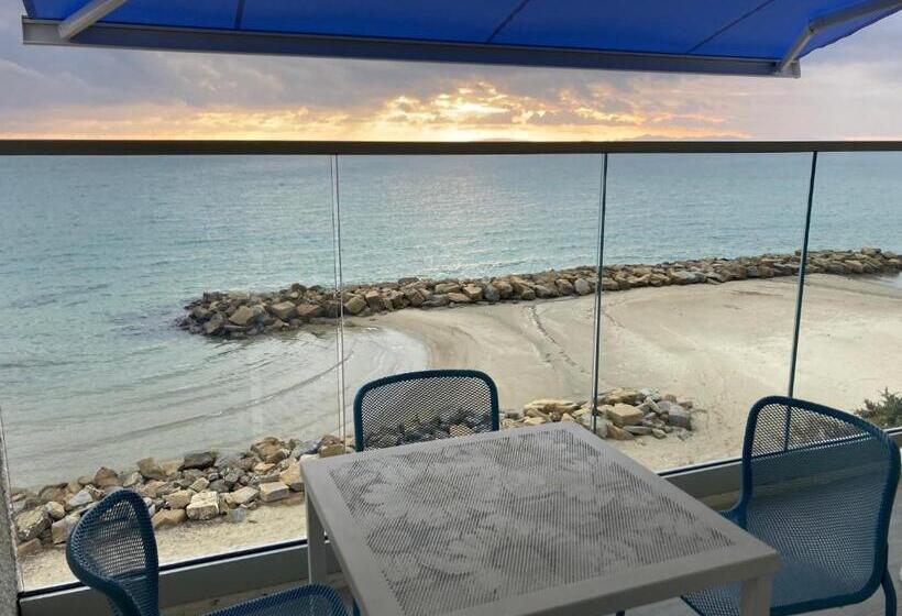 带1个卧室的带海景的公寓, Baia Toscana