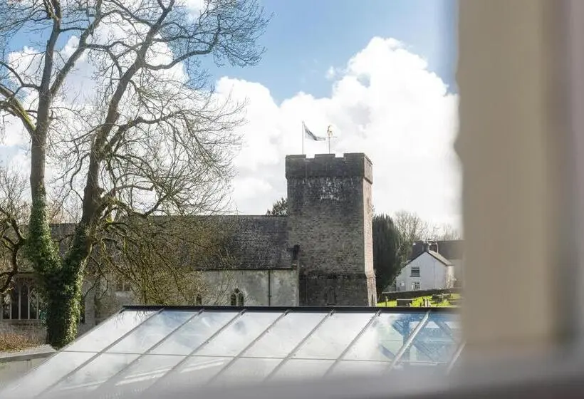 Superior-huone, Fox And Hounds Llancarfan