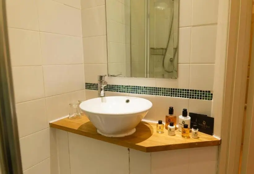 Standard-huone, Fox And Hounds Llancarfan
