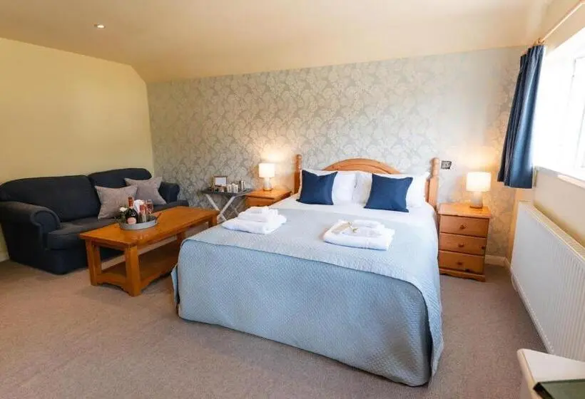 Superior-huone, Fox And Hounds Llancarfan