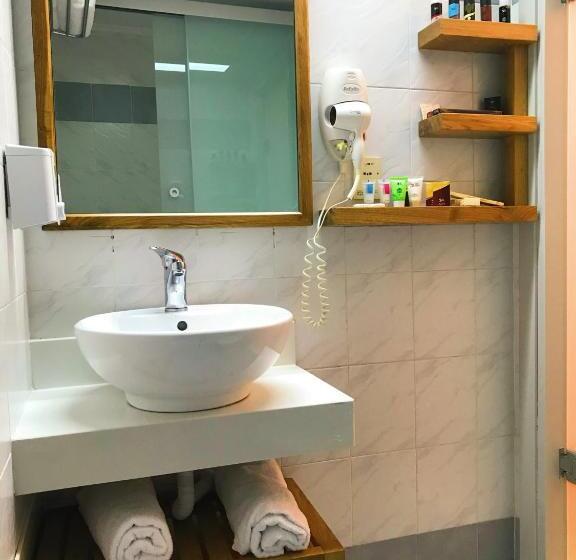 Люкс, Elmi Beach Hotel & Suites