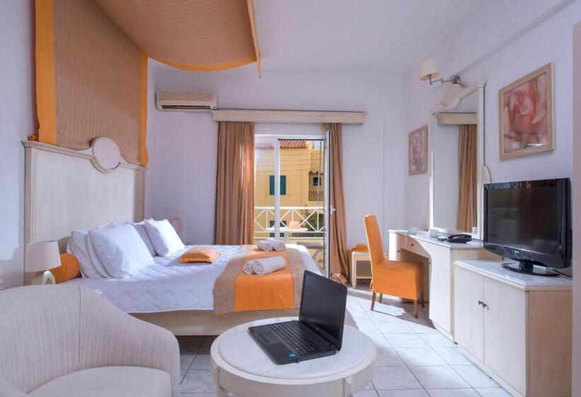 Номер Стандарт, Elmi Beach Hotel & Suites