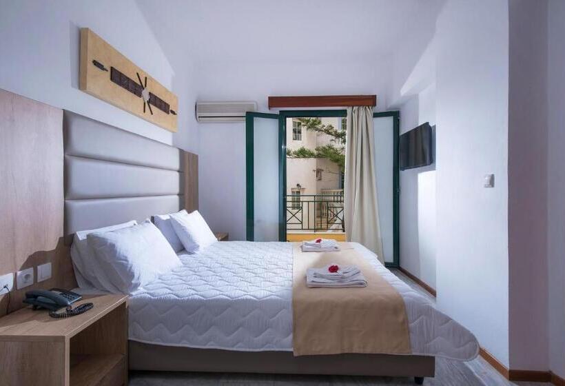 Семейный Номер, Elmi Beach Hotel & Suites