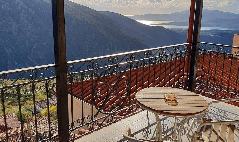 Triple Room Sea View, Apollo